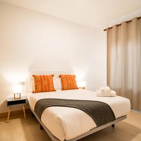 Main Street Mayor-nagusi With Ac アパート *