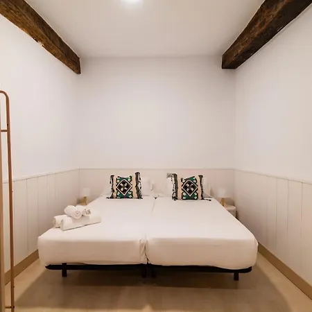 Main Street Mayor-nagusi With Ac Appartement